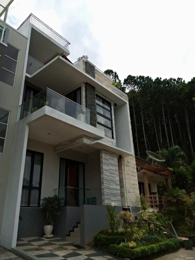 Villa Valencia Batu  Kültér fotó