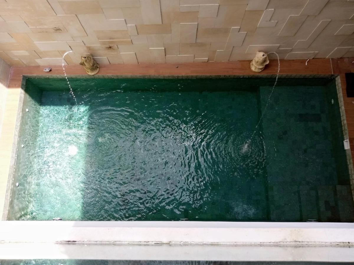 Villa Valencia Batu  Kültér fotó