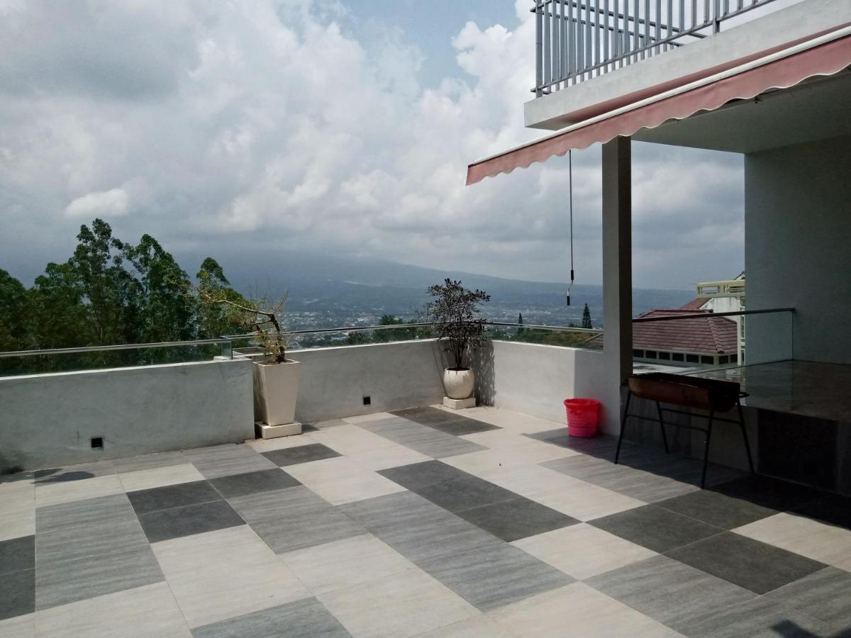Villa Valencia Batu  Kültér fotó